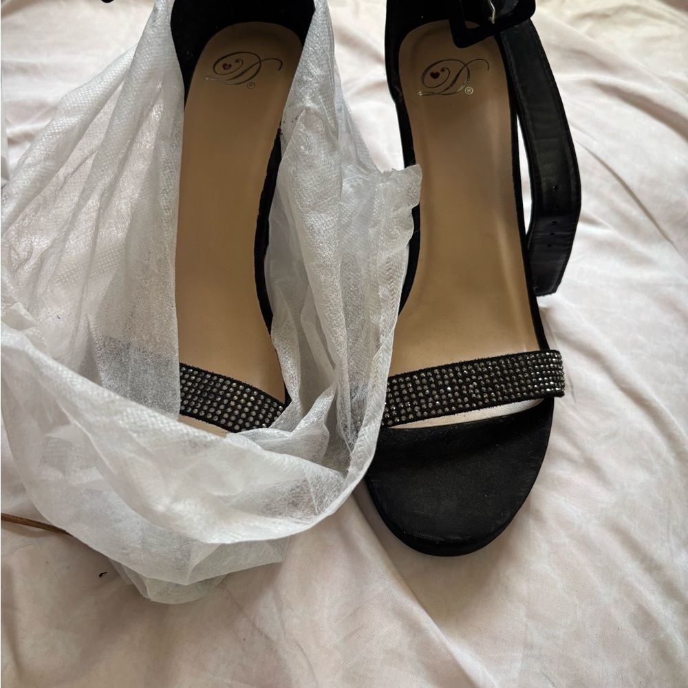 Delicious Black Heels with Rhinestone Strap